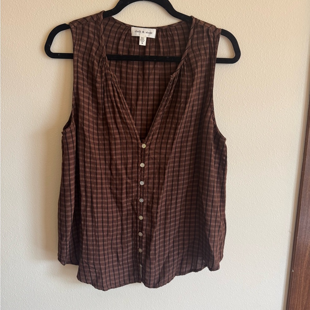 Cloth & Stone Brown Checkered Sleeveless Blouse